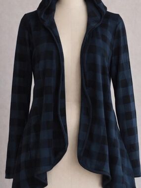 Cuddl Duds Women's Blue and Navy Cardigan